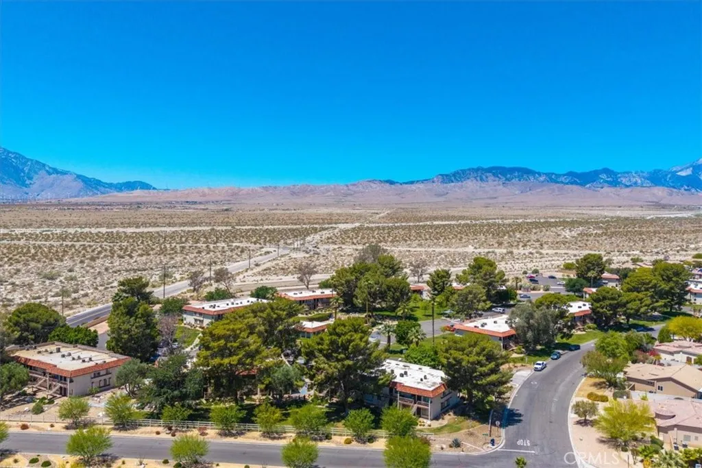 64291 Spyglass Avenue 12, Desert Hot Springs, California 92240 home-pic-30